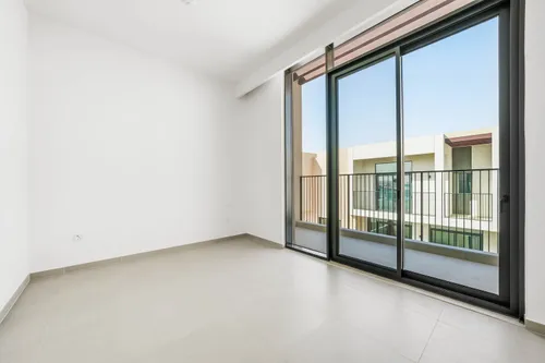 4 Bedrooms Villa in Greenviews 2