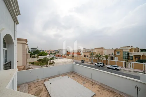 6 Bedrooms Villa in Al Warqa'a 4