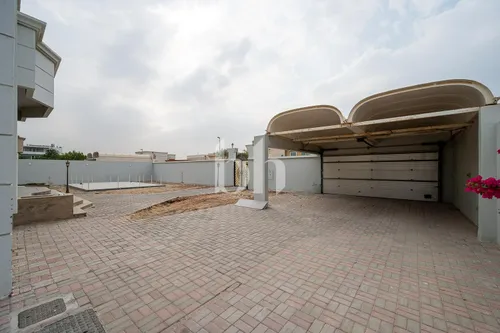 6 Bedrooms Villa in Al Warqa'a 4