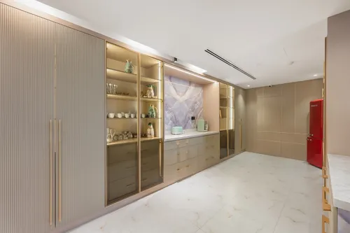 4 Bedrooms Apartment in Murjan 5