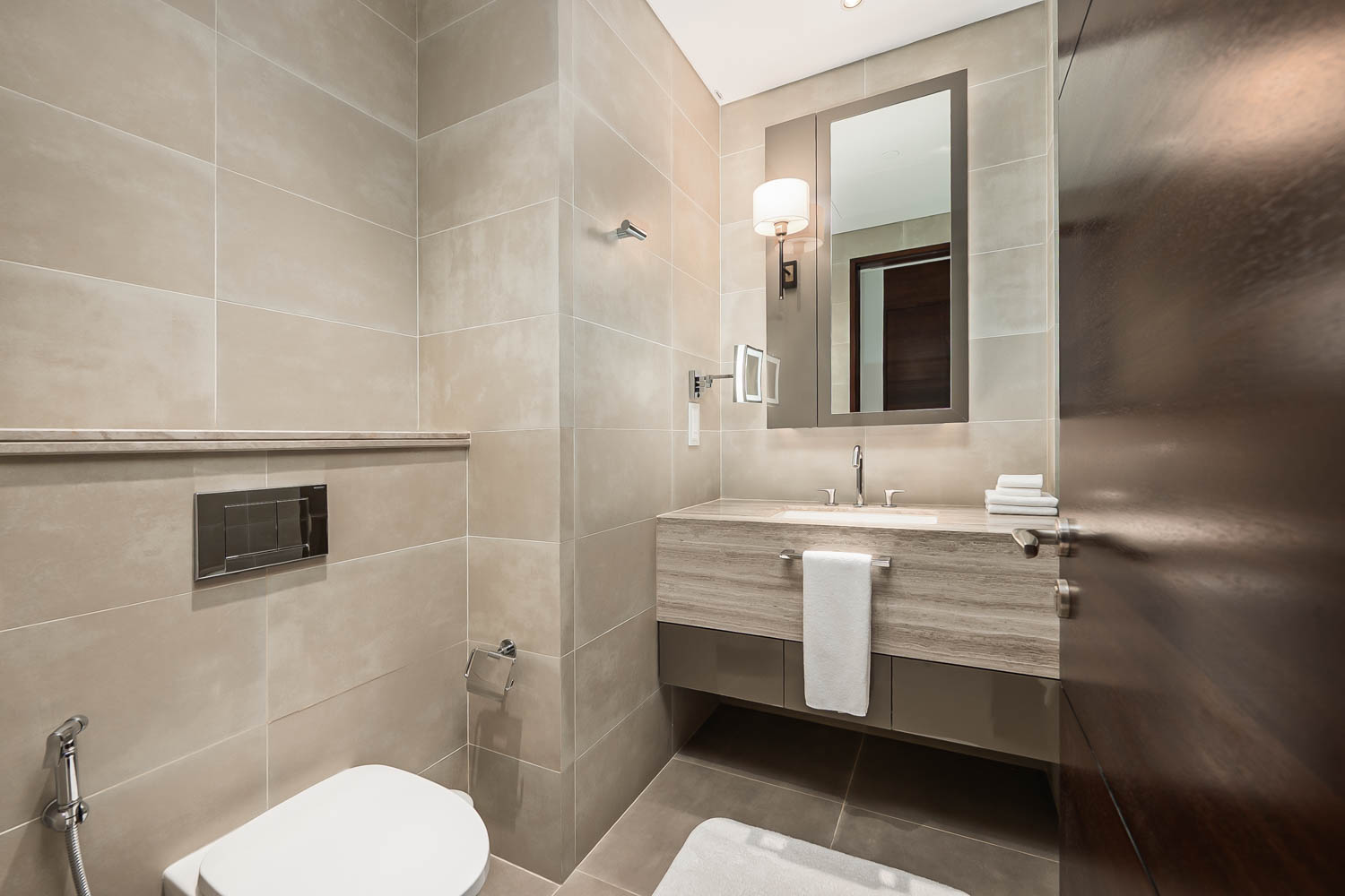 3 Bedrooms Hotel Apartment in Bridge Sky