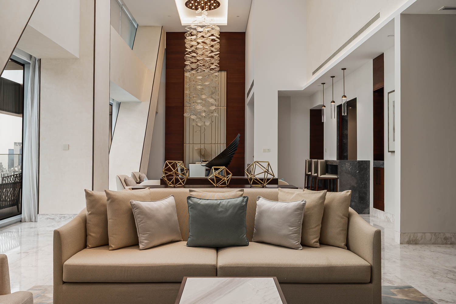 3 Bedrooms Hotel Apartment in Bridge Sky