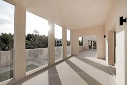 5 Bedrooms Villa in Sector E