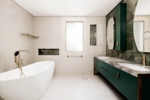 5 Bedrooms Villa in Sector E