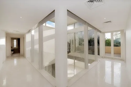 5 Bedrooms Villa in Sector E