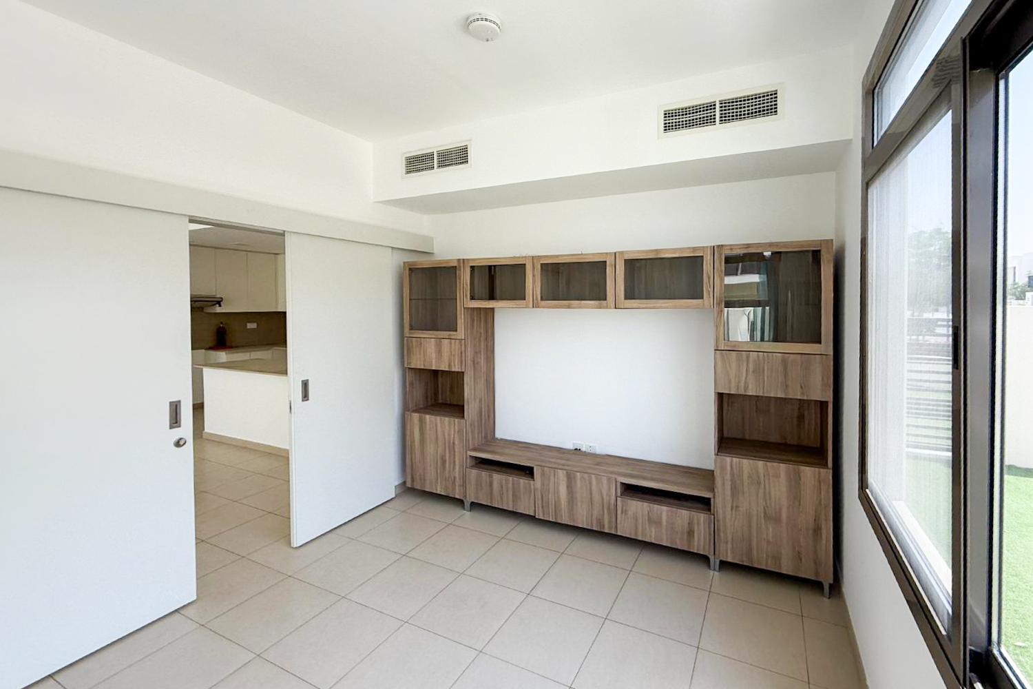 4 Bedrooms Townhouse in Noor Townhouses