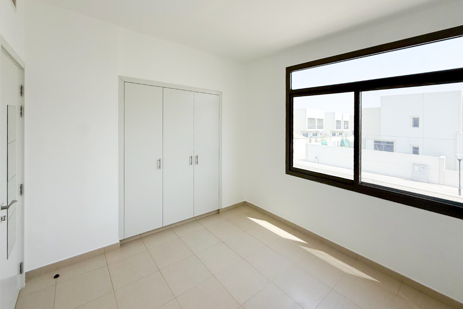 4 Bedrooms Townhouse in Noor Townhouses