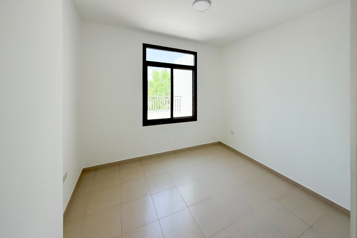 4 Bedrooms Townhouse in Noor Townhouses