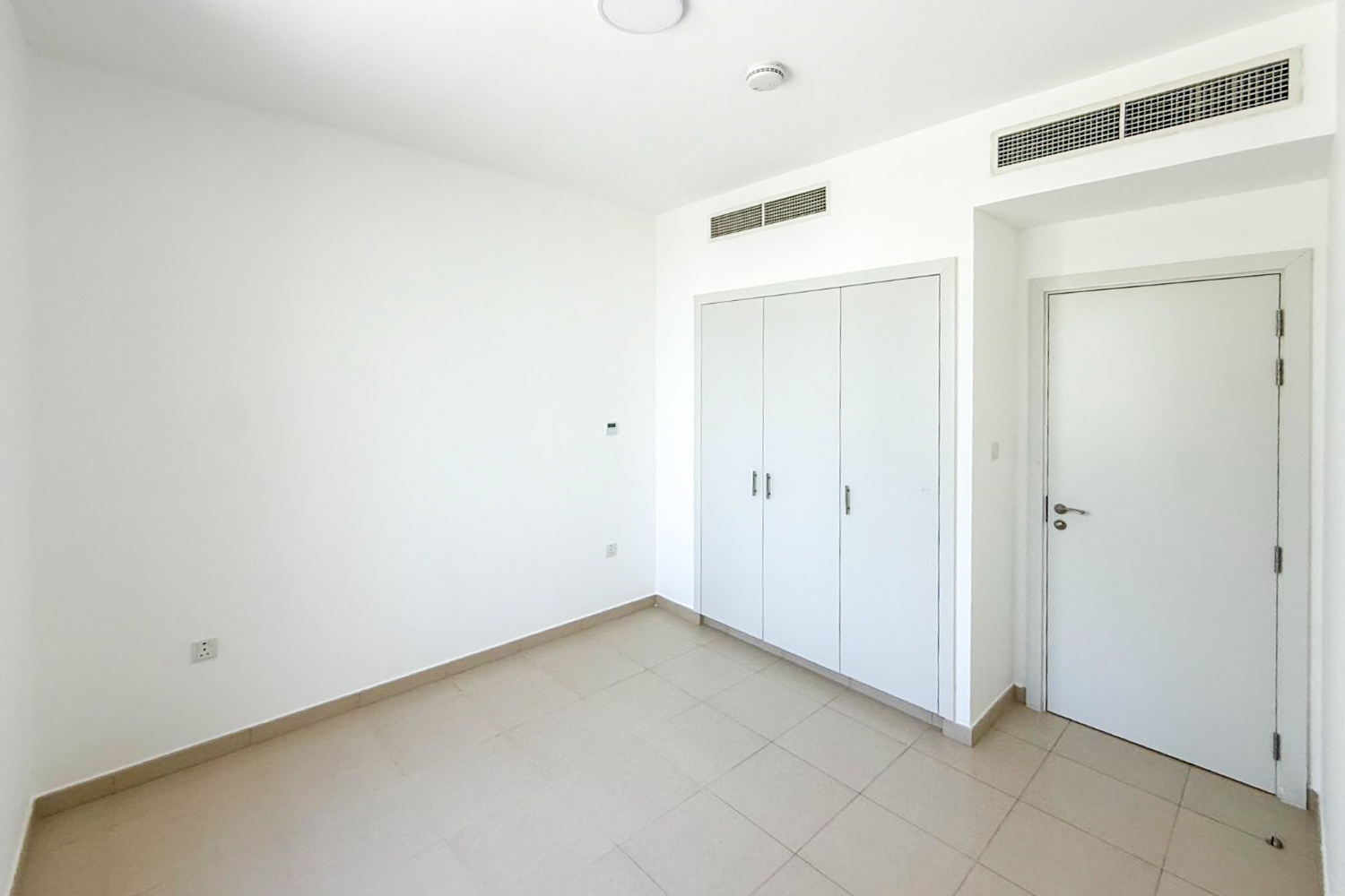 4 Bedrooms Townhouse in Noor Townhouses