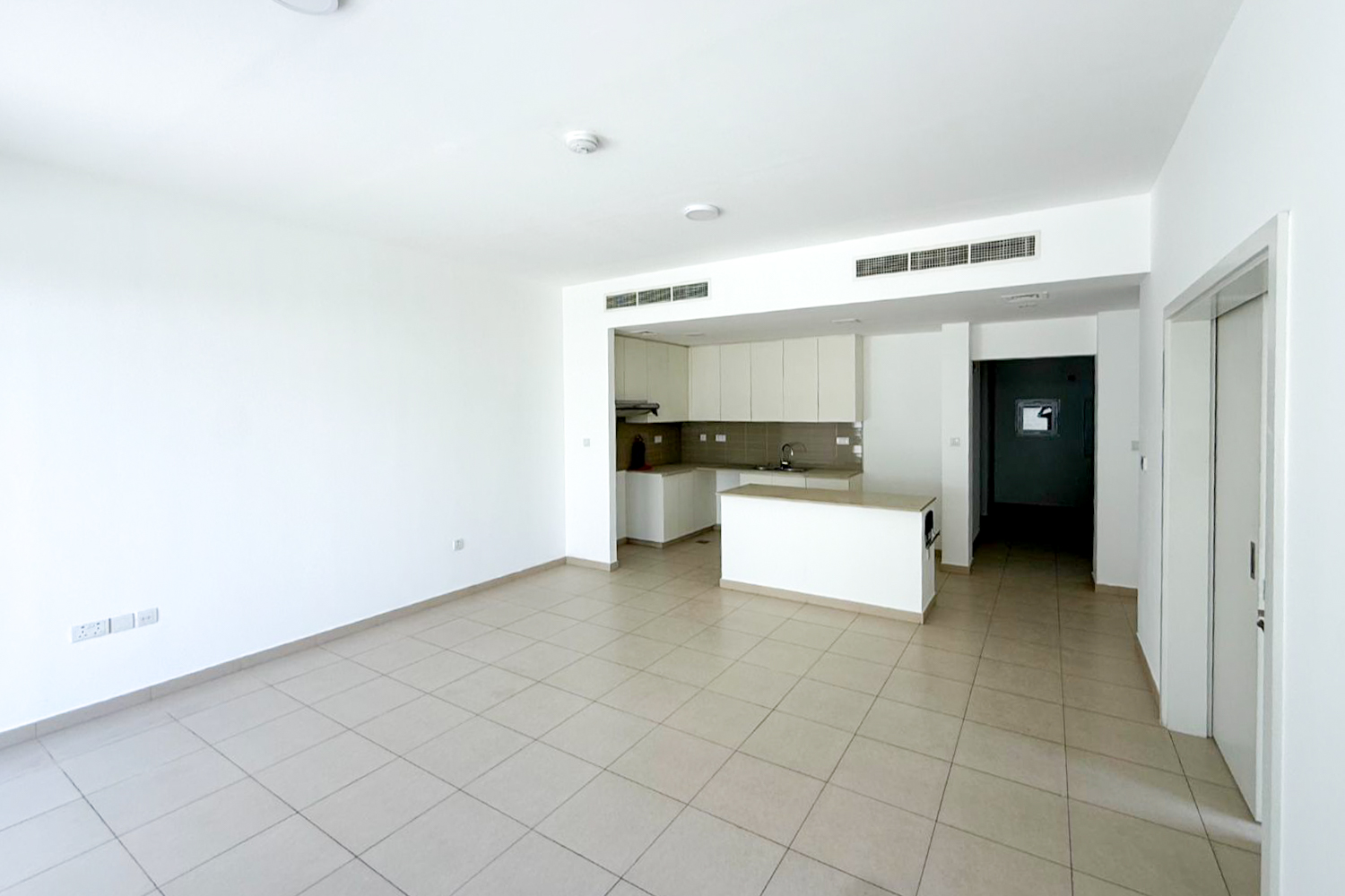 4 Bedrooms Townhouse in Noor Townhouses