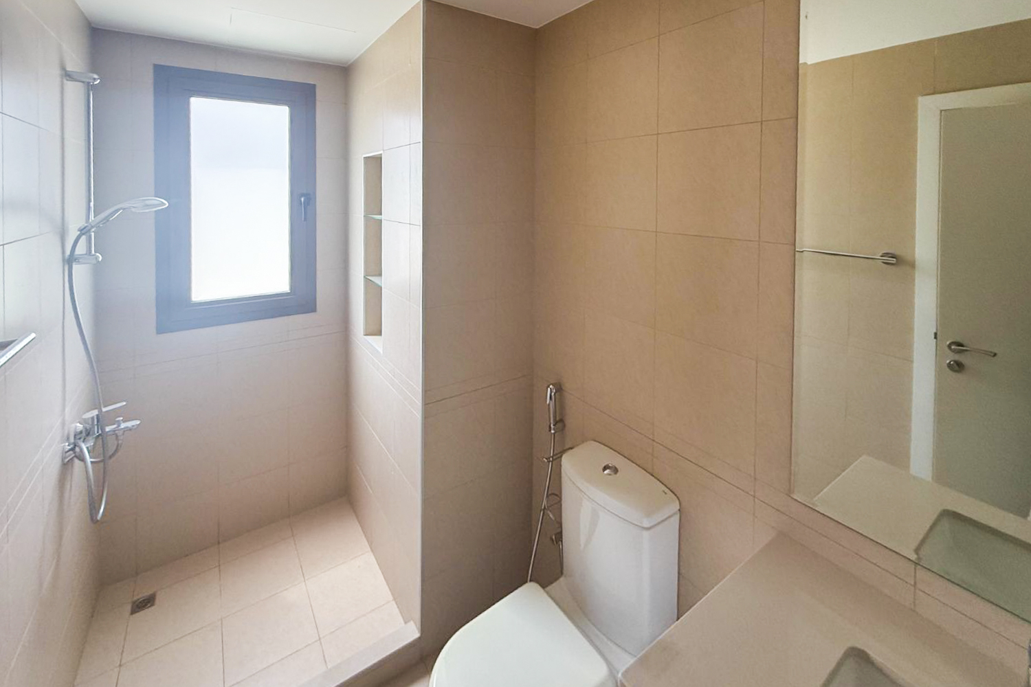 4 Bedrooms Townhouse in Noor Townhouses