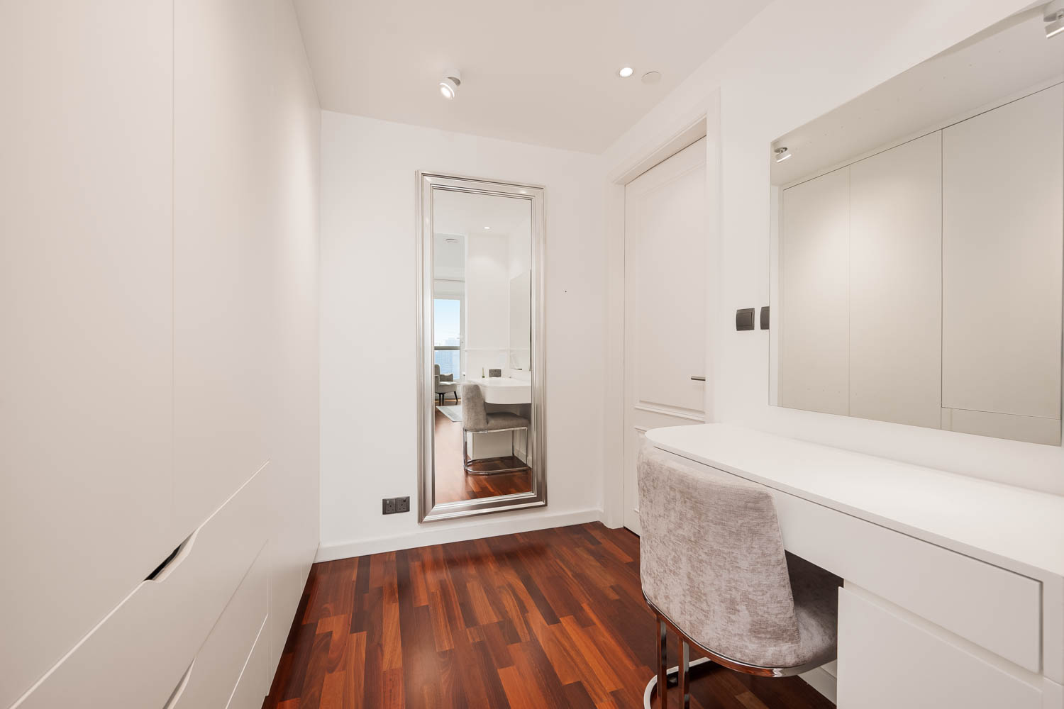 4 Bedrooms Apartment in Murjan 6