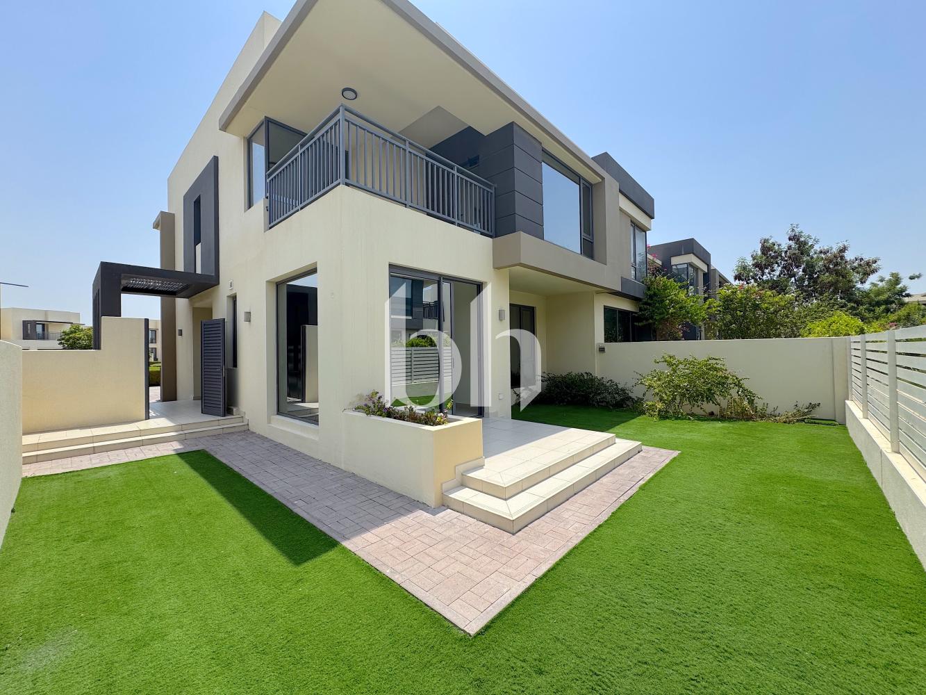 Single Row | Available March | Multiple Cheques