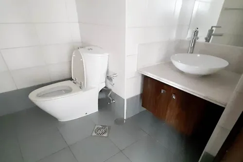 2 Bedrooms Apartment in West Heights 1
