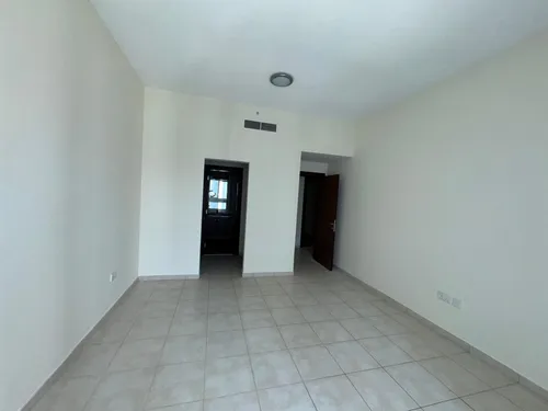 2 Bedrooms Apartment in West Heights 1