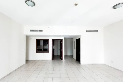 Big Layout | Prime location | Community View