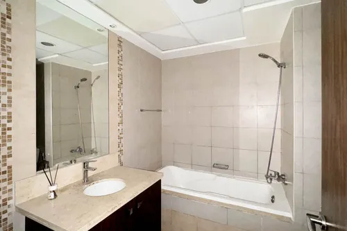 2 Bedrooms Apartment in West Heights 1