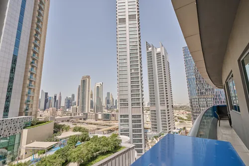 3 Bedrooms Apartment in The Signature