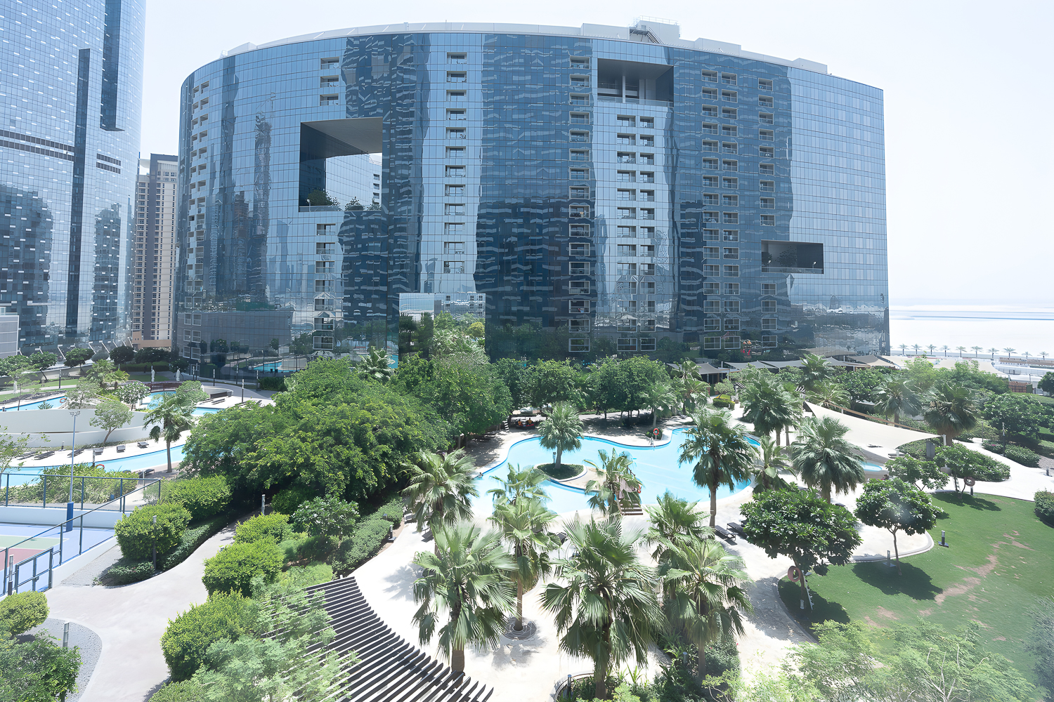 2 Bedrooms Apartment in The Gate Tower 1