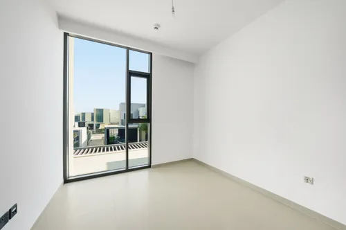 3 Bedrooms Townhouse in Joy