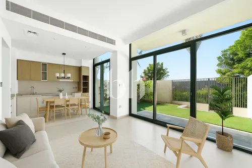 Single Row | Landscaped | Vacant