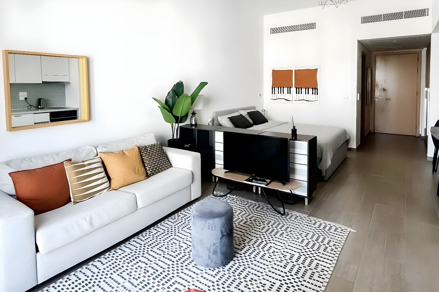  Apartment in Mayan 1