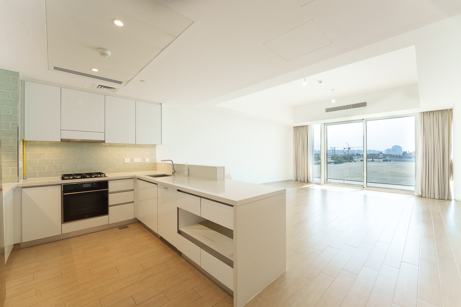 2 Bedrooms Apartment in Mayan 5