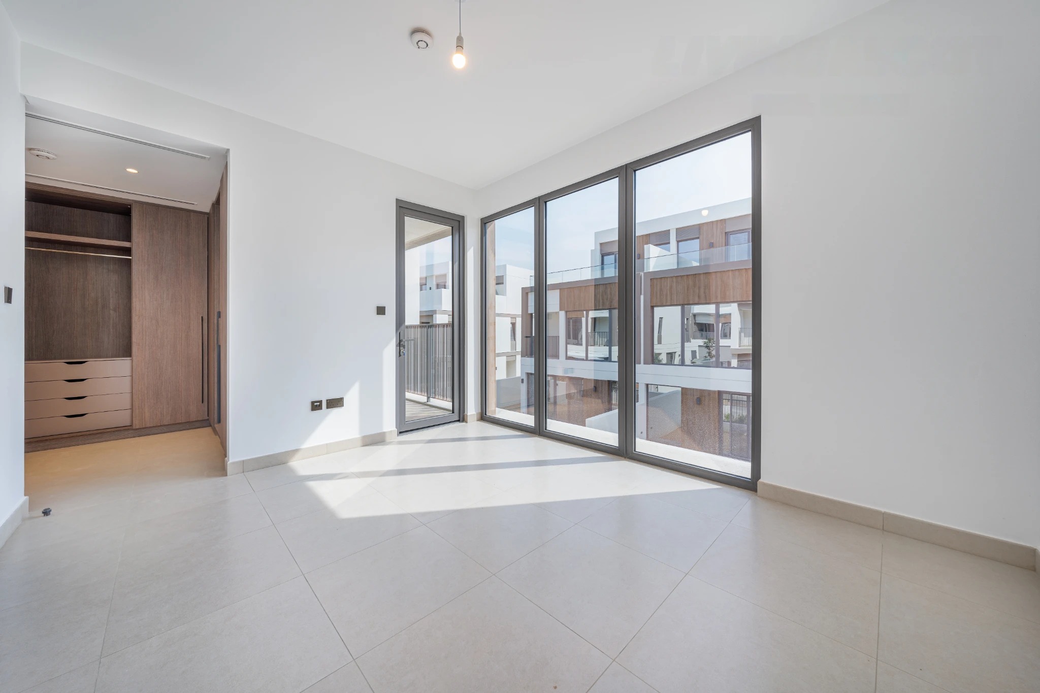 4 Bedrooms Villa in Aura 1