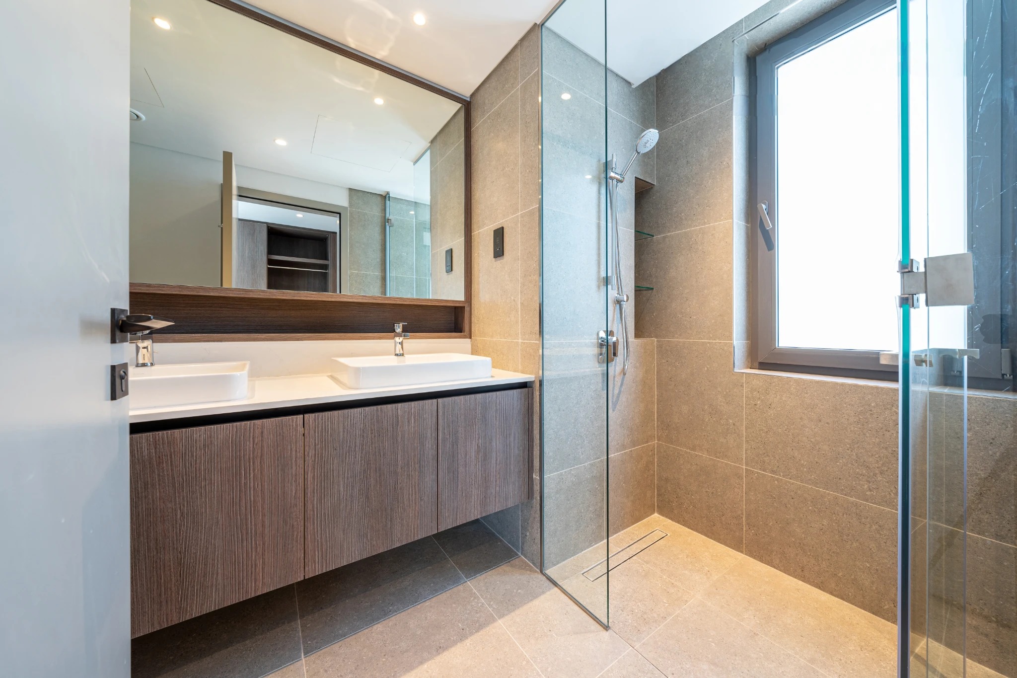 4 Bedrooms Villa in Aura 1