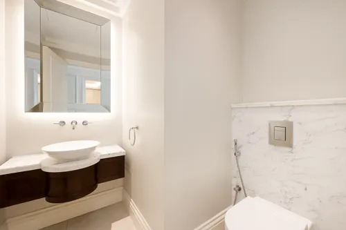 1 Bedroom Apartment in The Address BLVD Sky Collection