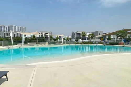4 Bedrooms Villa in Murooj Al Furjan 1
