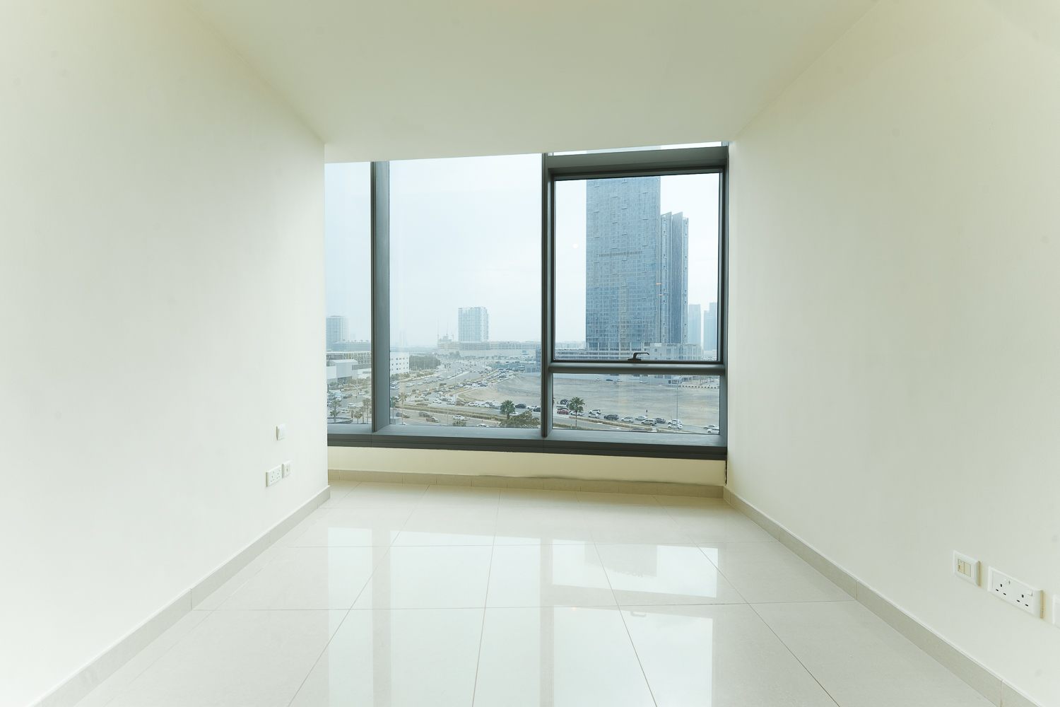 1 Bedroom Apartment in Sun Tower