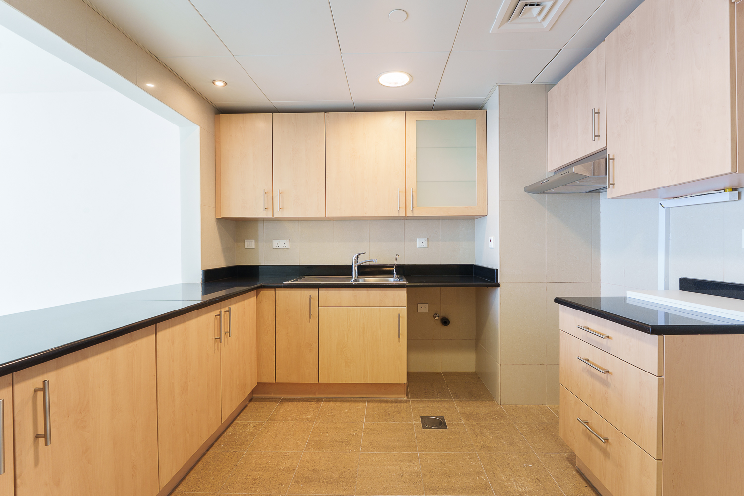 1 Bedroom Apartment in Sun Tower