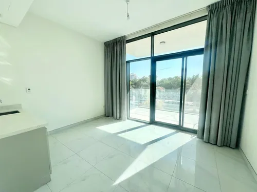 4 Bedrooms Villa in Murooj Al Furjan 1