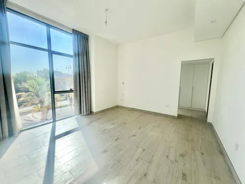 4 Bedrooms Villa in Murooj Al Furjan 1