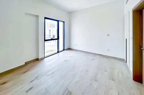 4 Bedrooms Villa in Murooj Al Furjan 1