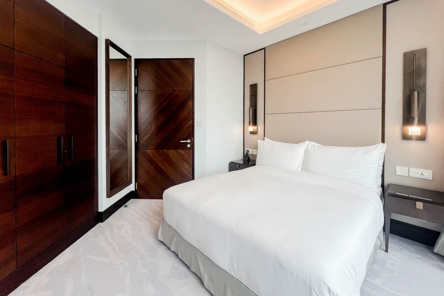 3 Bedrooms Apartment in The Address Sky View Tower 1