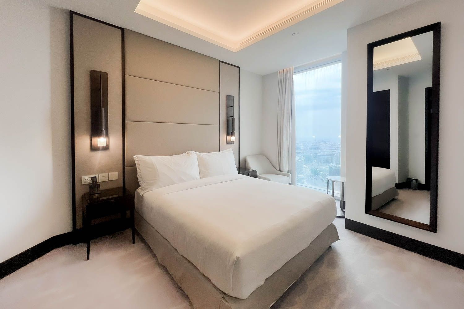 3 Bedrooms Apartment in The Address Sky View Tower 1