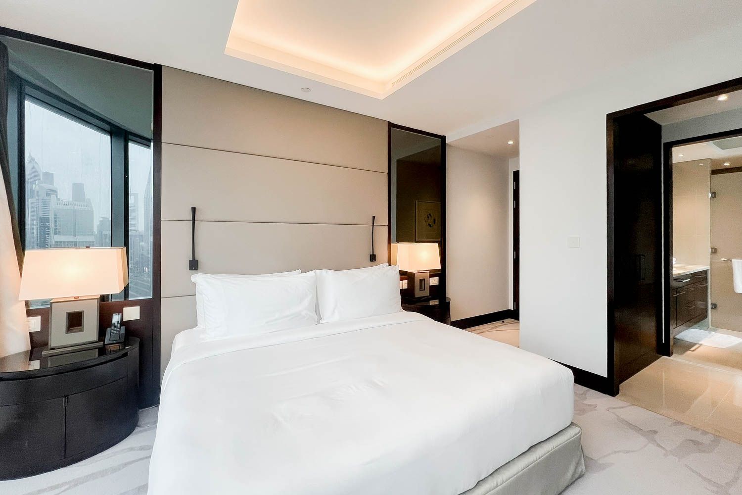 3 Bedrooms Apartment in The Address Sky View Tower 1