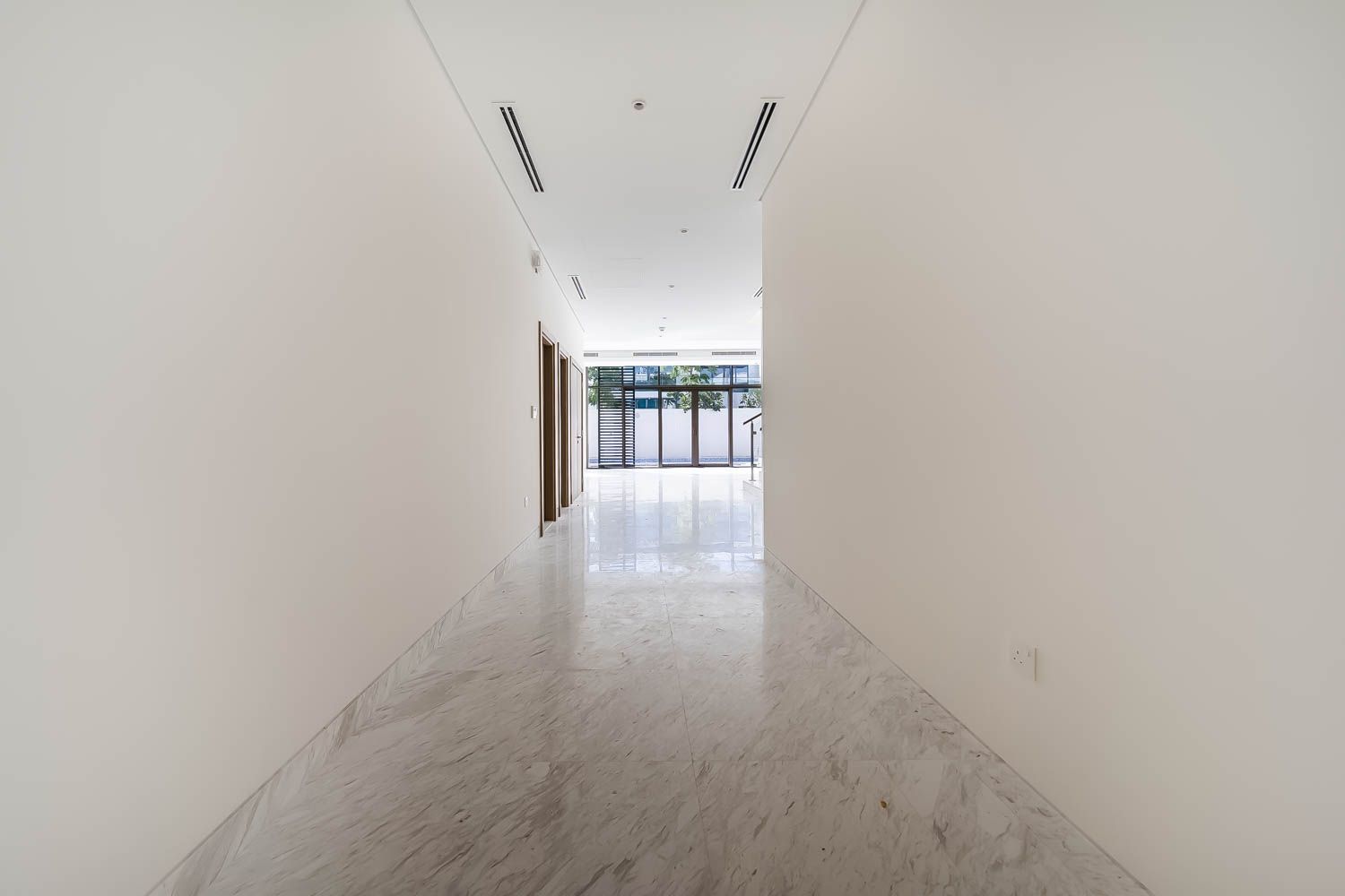 4 Bedrooms Villa in District One Villas