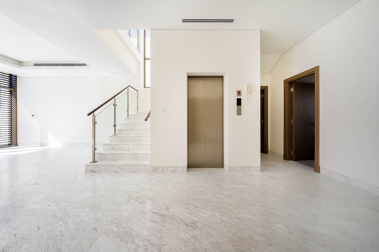 4 Bedrooms Villa in District One Villas