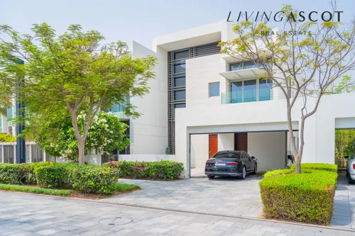 4 Bedrooms Villa in District One Villas