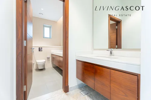 4 Bedrooms Villa in District One Villas