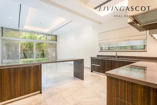 4 Bedrooms Villa in District One Villas