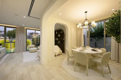 5 Bedrooms Villa in Sidra Villas I