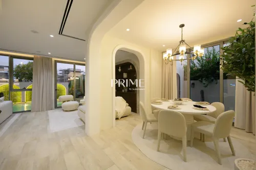 5 Bedrooms Villa in Sidra Villas I