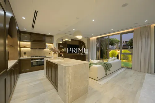 5 Bedrooms Villa in Sidra Villas I