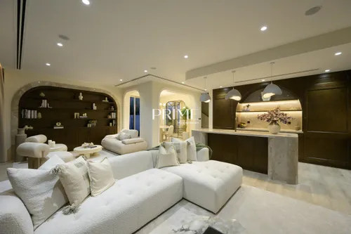 5 Bedrooms Villa in Sidra Villas I
