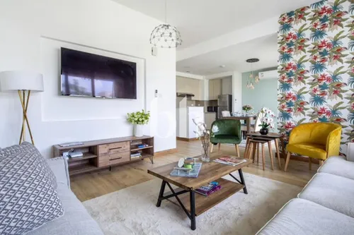 Direct entry to Pool and Park | Fully Furnished