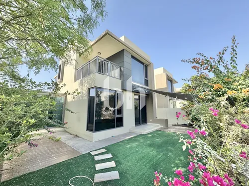 Extended Corner Unit | Vacant Now | Large Plot